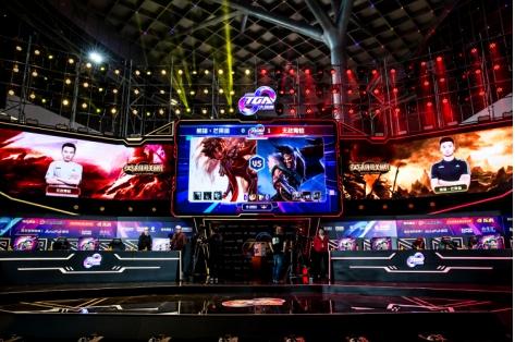 决定双方是 决定双方是